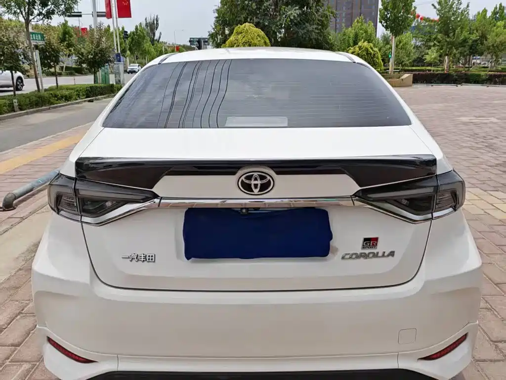 Toyota Corolla 2022 — фото 12