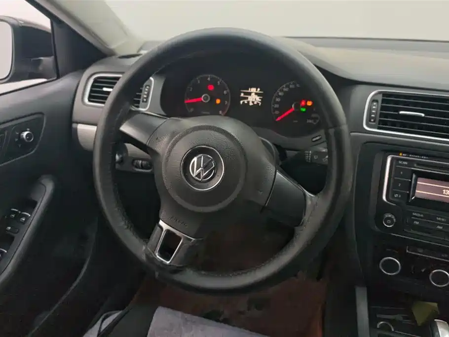 Volkswagen Sagitar 2015 — фото 15