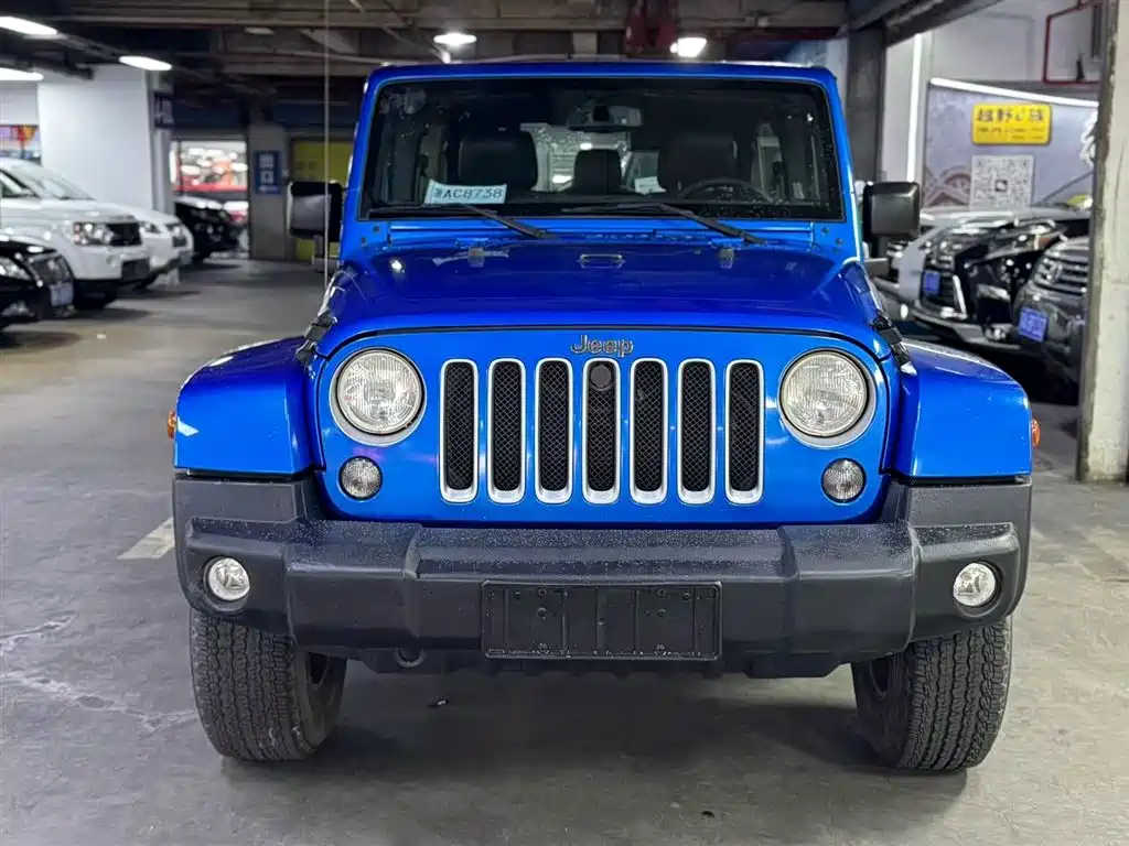 Jeep Wrangler 2017 — фото 2