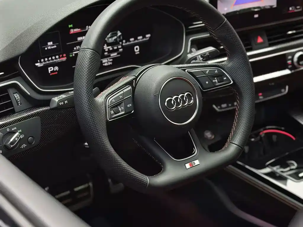 Audi S4 2023 — фото 7