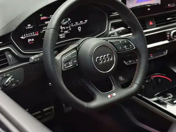 Audi S4 2023