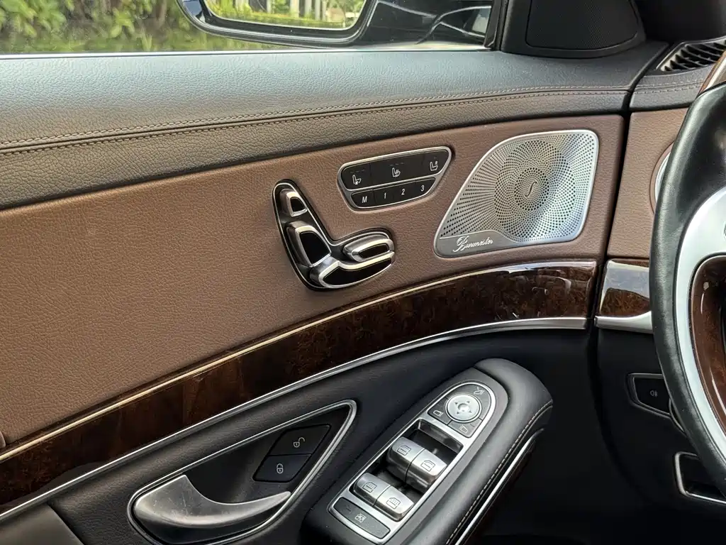 Mercedes-Benz Maybach S-Class 2017 — фото 13