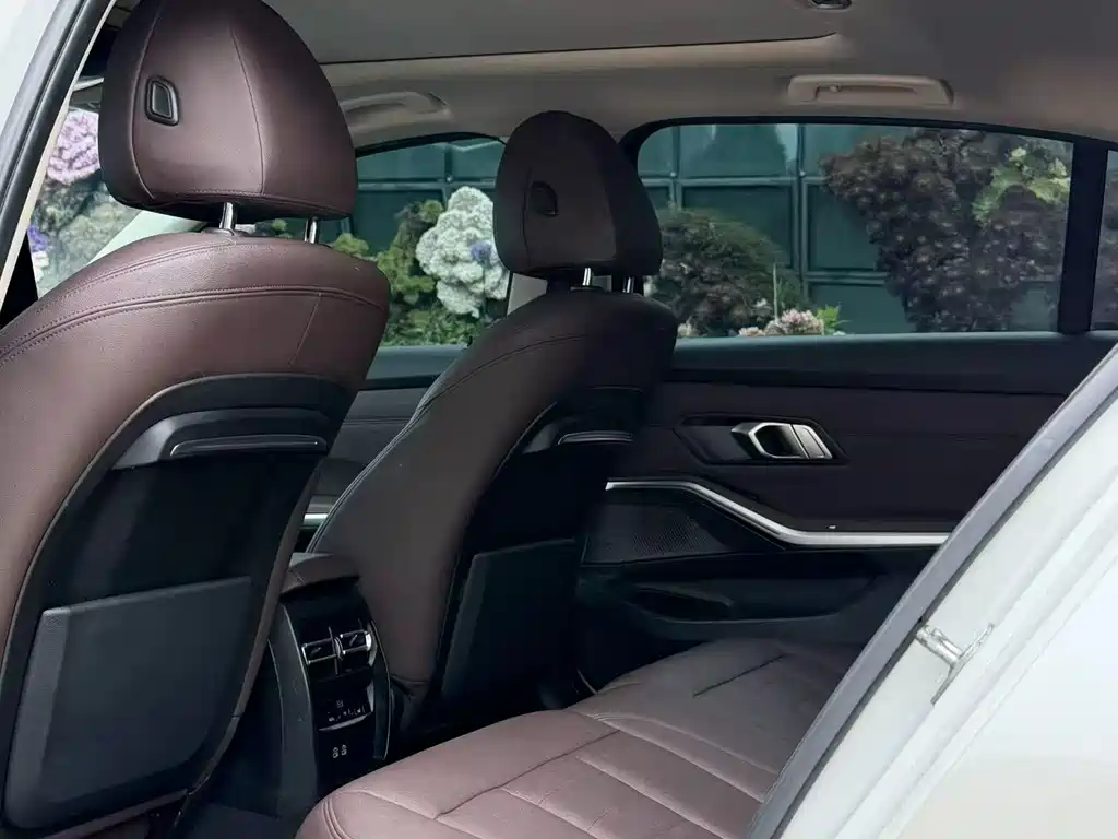 BMW 3 Series 2020