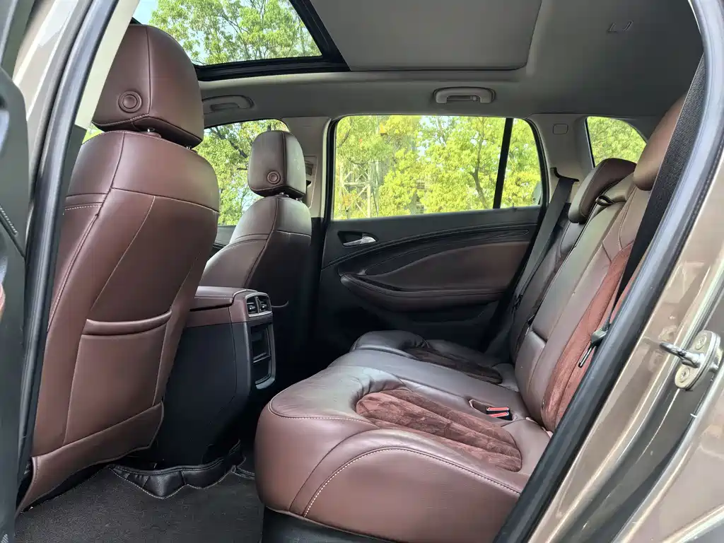 Buick Envision Plus 2016 — фото 12