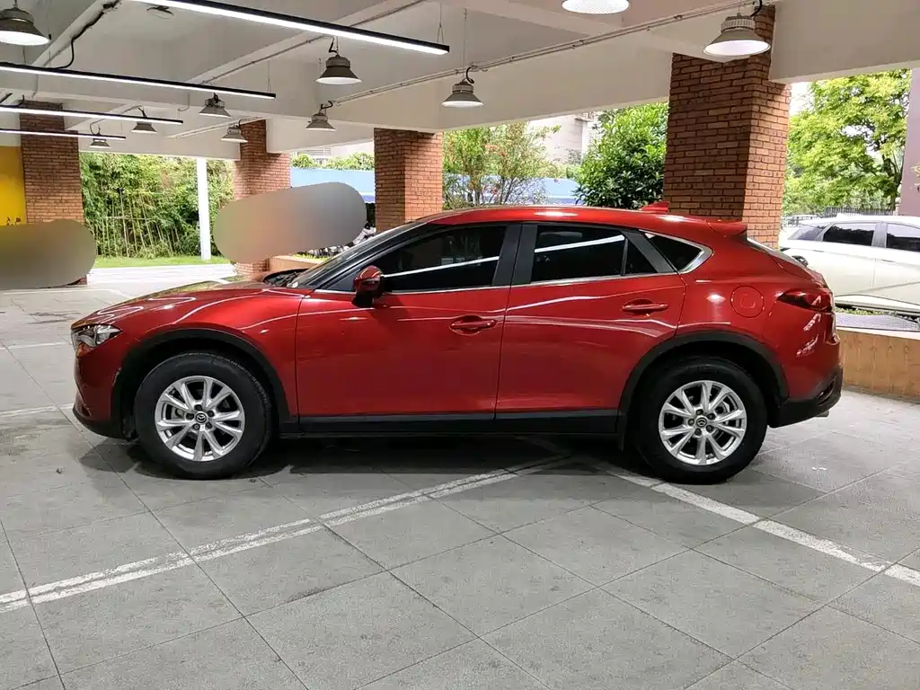 Mazda CX-4 2018 — фото 2