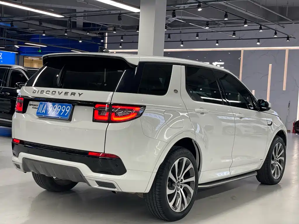 Land Rover Discovery Sport 2020 — фото 12