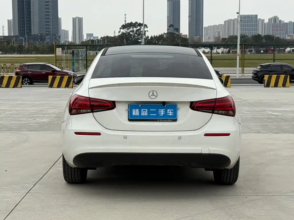 Mercedes-Benz A-Class 2020 — фото 5