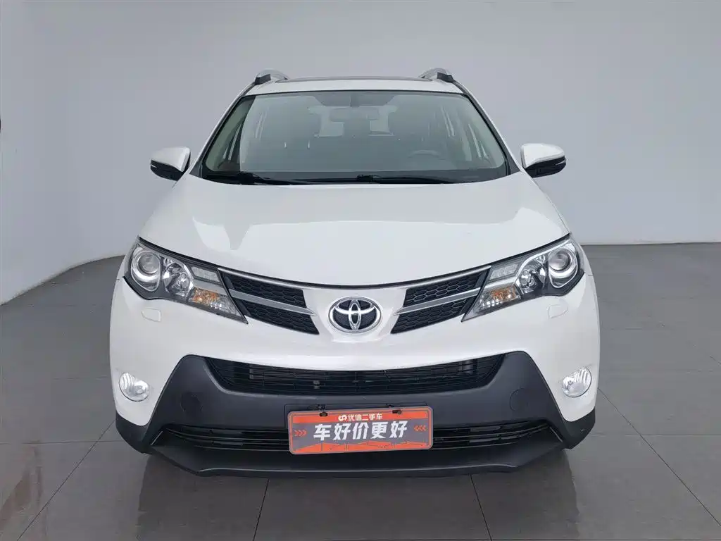 Toyota RAV4 2015