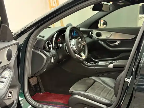 Mercedes-Benz C-Class 2020