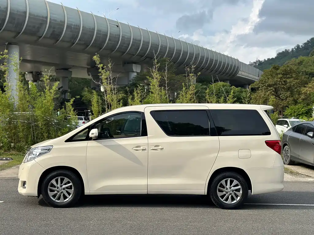 Toyota Alphard 2013 — фото 3