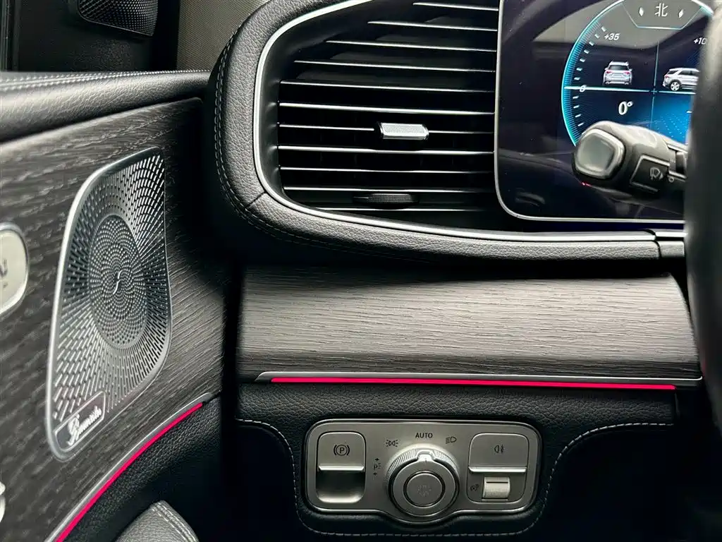 Mercedes-Benz GLE 2020 — фото 24