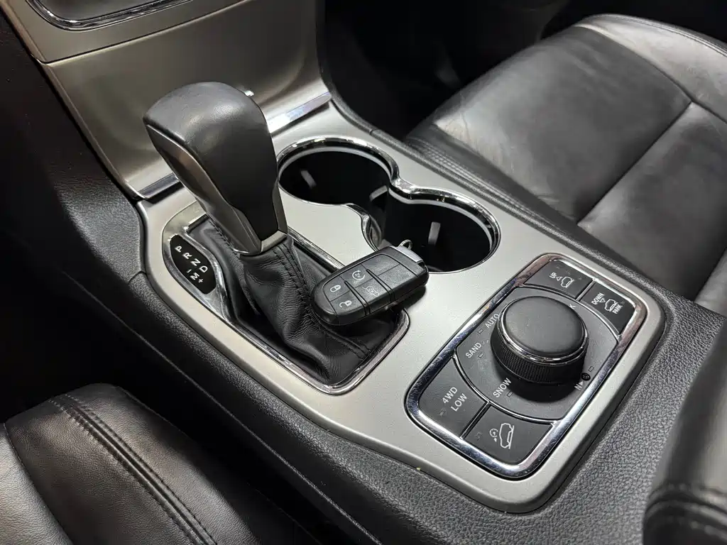 Jeep Grand Cherokee 2019 — фото 24