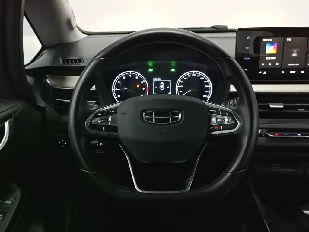 Geely Vision X3 2021 — фото 11