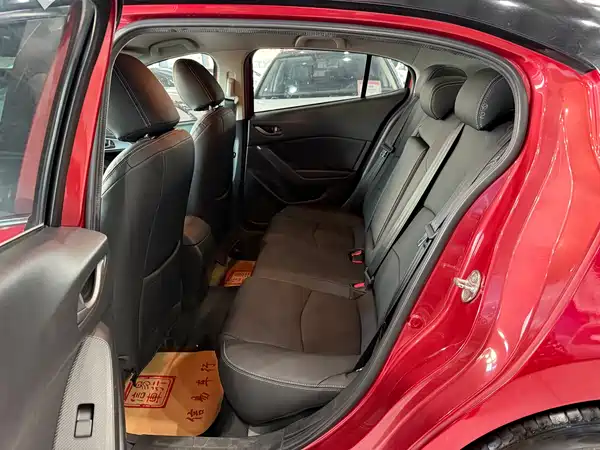 Mazda 3 Axela 2019