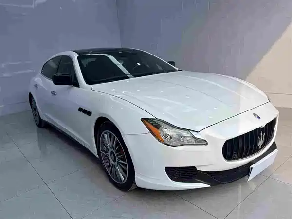 Maserati Quattroporte 2013