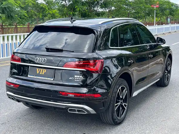 Audi Q5L 2025