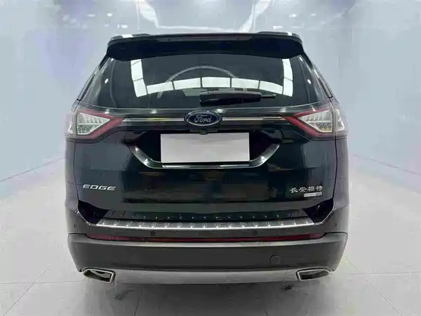 Ford Edge 2015