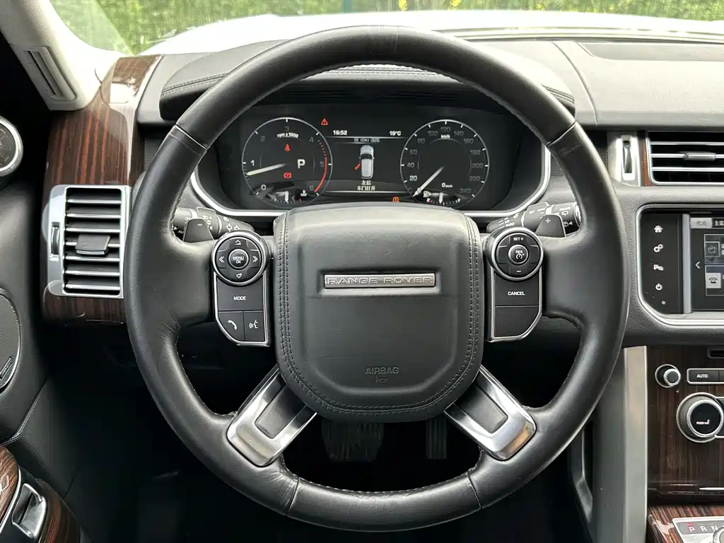 Land Rover Range Rover 2017 — фото 15
