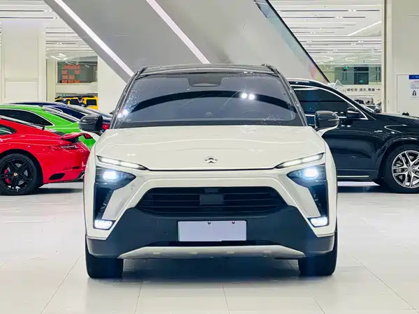 NIO ES8 2022