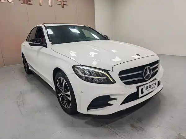 Mercedes-Benz C-Class 2019