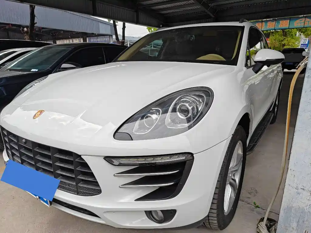 Porsche Macan 2014 — фото 1