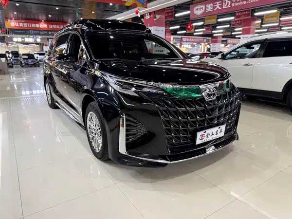 Toyota Sienna 2024