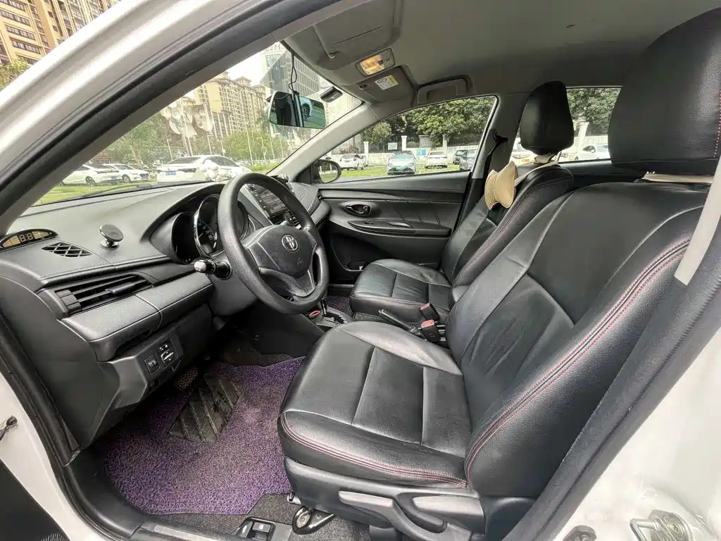 Toyota Yaris L 2017