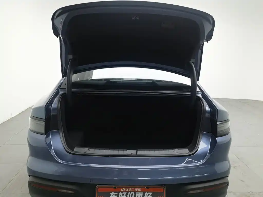BYD Seal 05 DM-i 2025 — фото 16