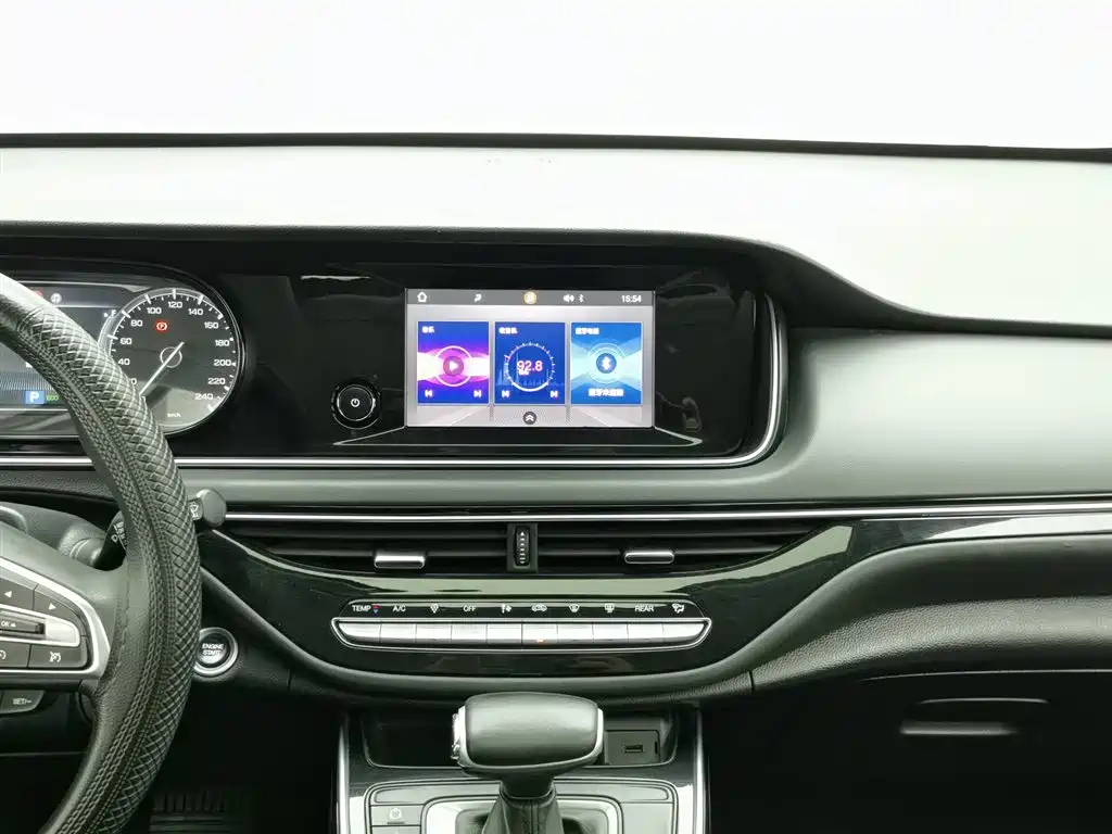 GAC Motor Trumpchi M6 2021 — фото 12