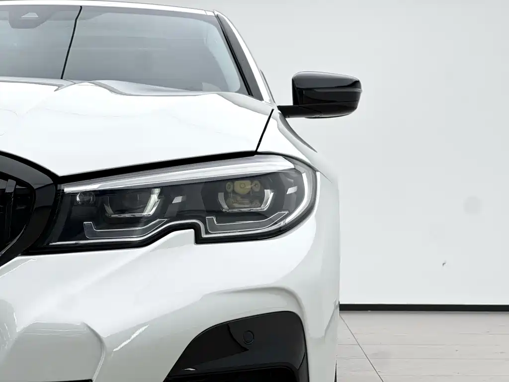 BMW 3 Series 2020 — фото 15