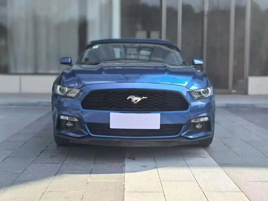 Ford Mustang 2018 — фото 2