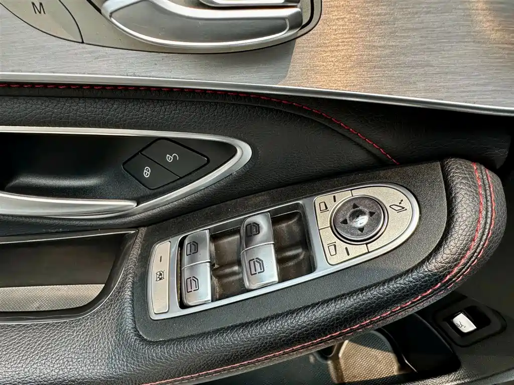 Mercedes-Benz C-Class AMG 2020 — фото 19