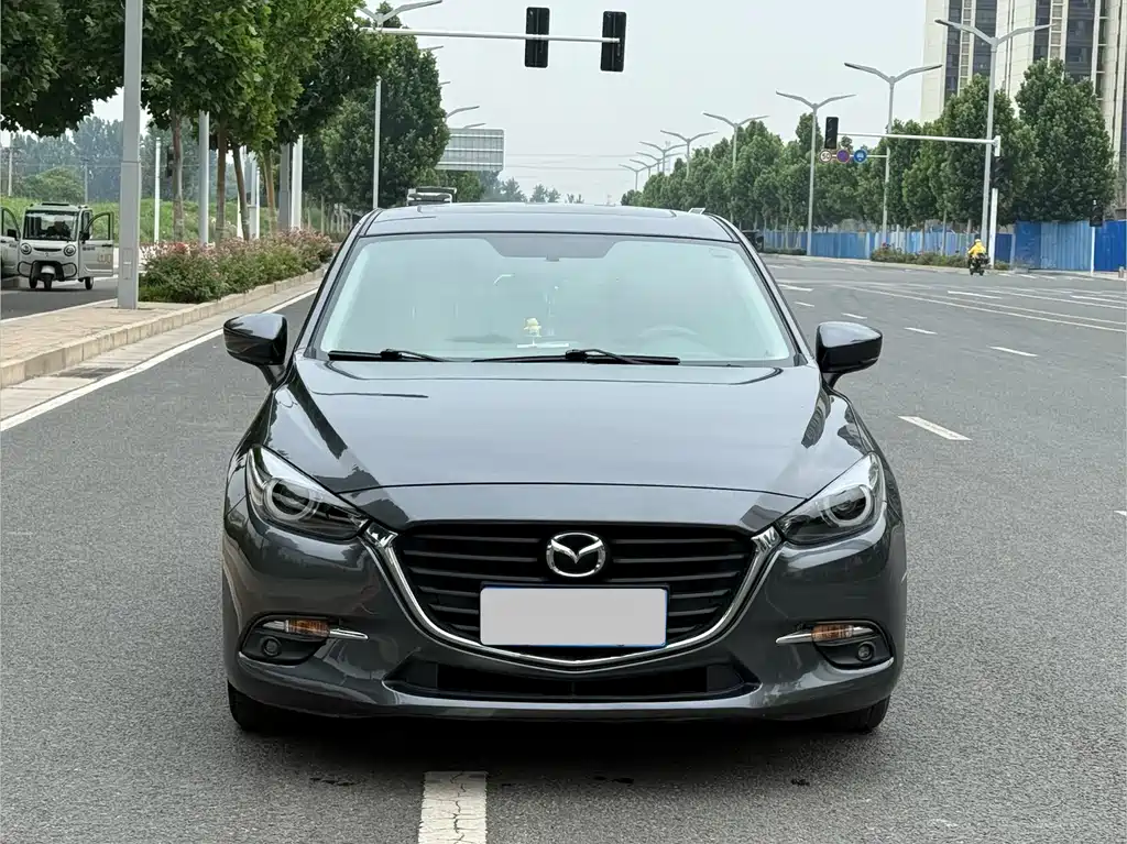 Mazda 3 Axela 2019 — фото 2