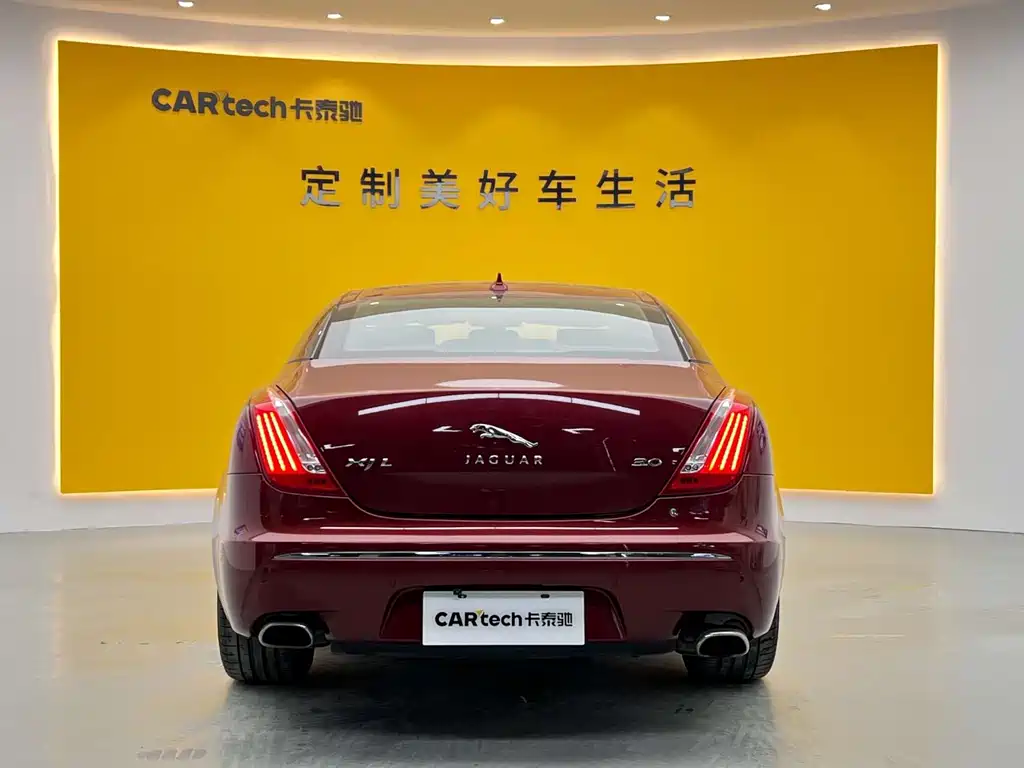 Jaguar XJ 2013 — фото 21
