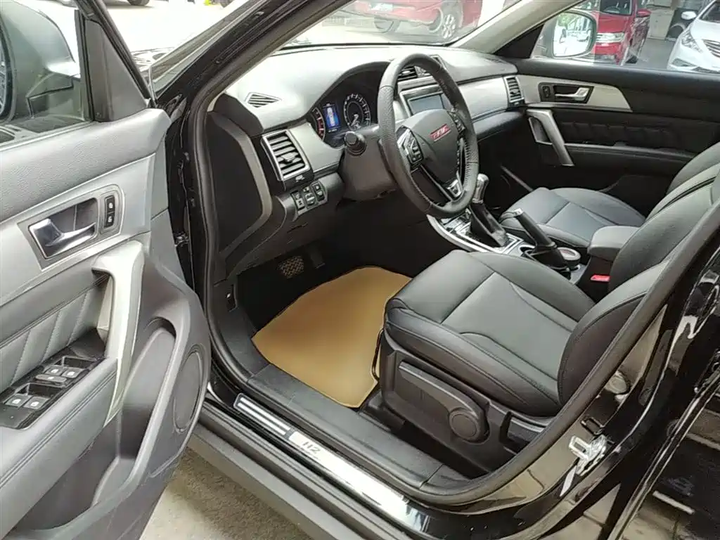 Haval H2 2015 — фото 16