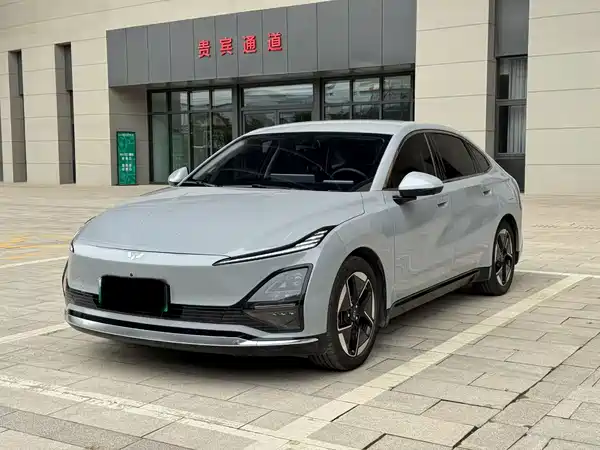 Wuling Starlight 2024