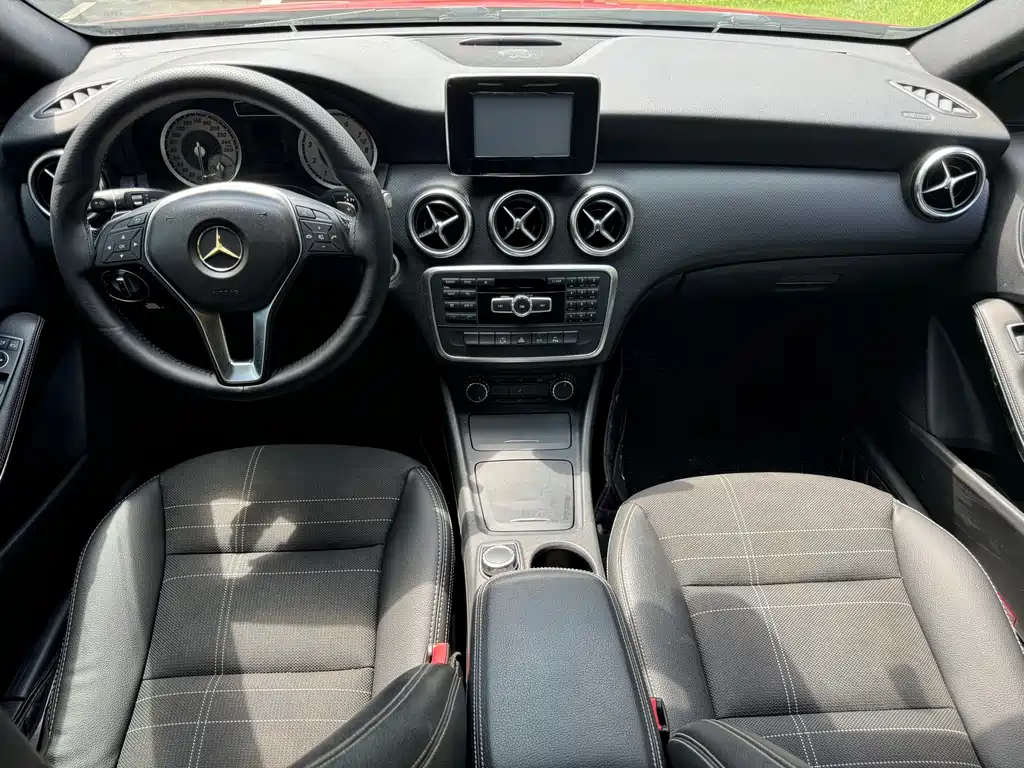 Mercedes-Benz A-Class 2014