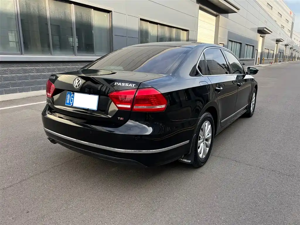 Volkswagen Passat 2015 — фото 4