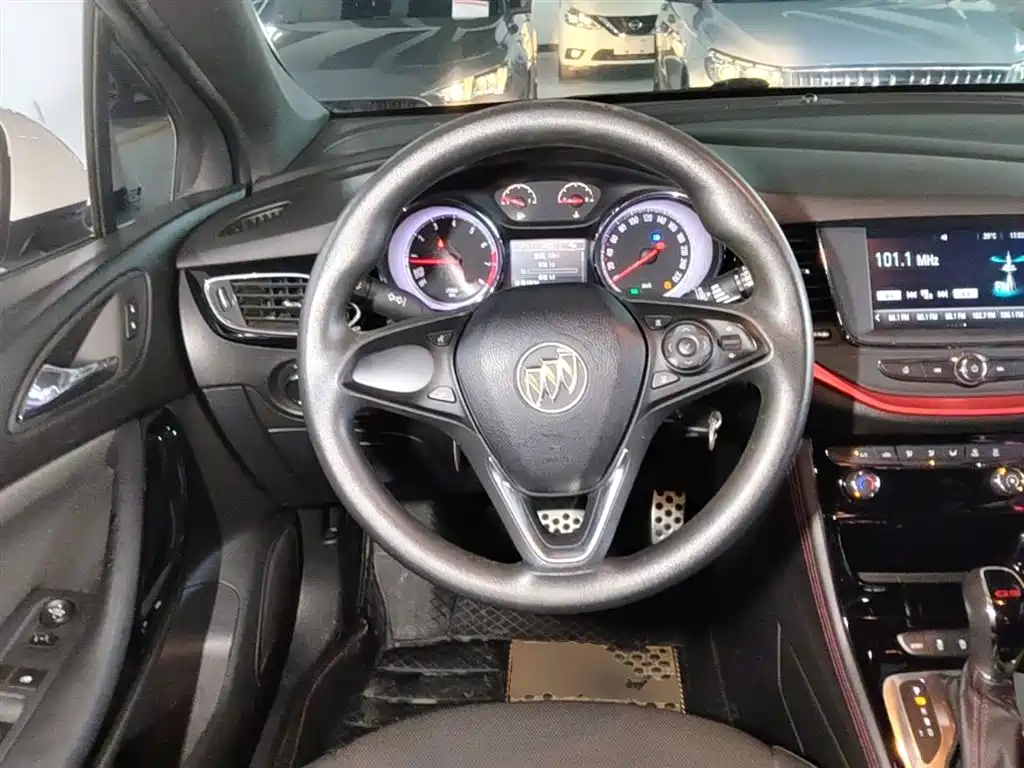 Buick Verano 2017 — фото 11