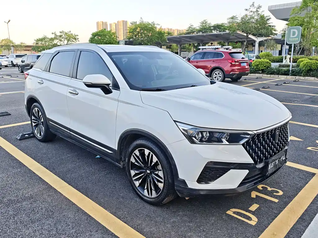 Bestune T77 2019