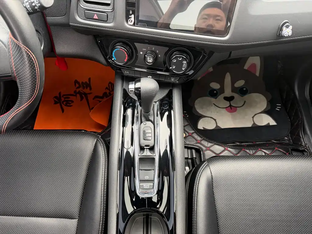 Honda Vezel 2022 — фото 12