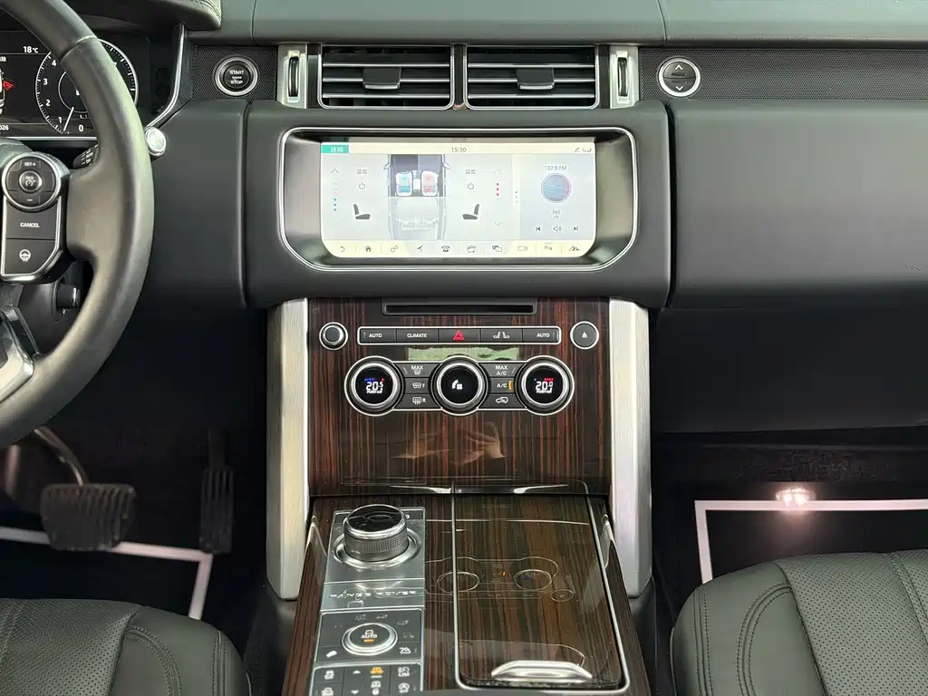 Land Rover Range Rover 2017 — фото 22