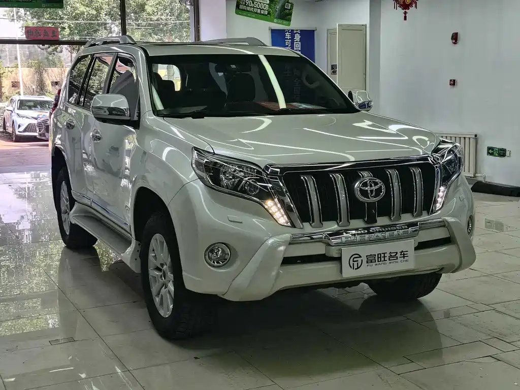 Toyota Prado 2018 — фото 3
