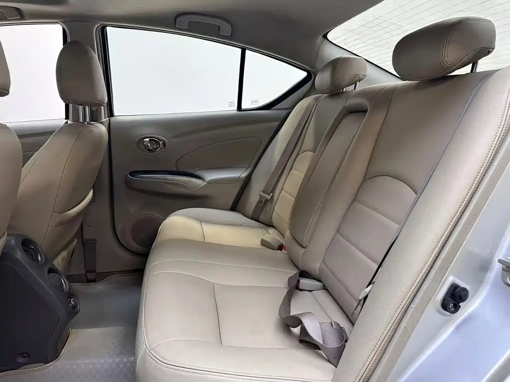 Nissan Sunny 2014 — фото 9