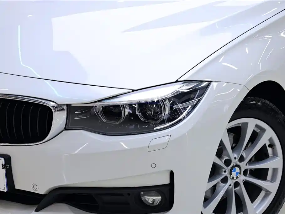 BMW 3 Series GT 2016 — фото 11