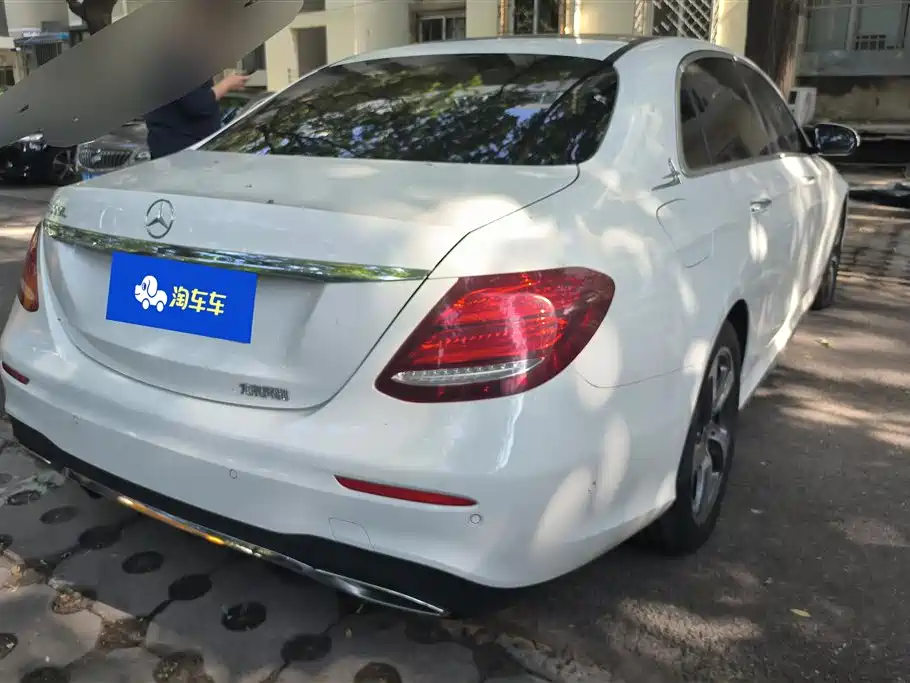 Mercedes-Benz E-Class 2019
