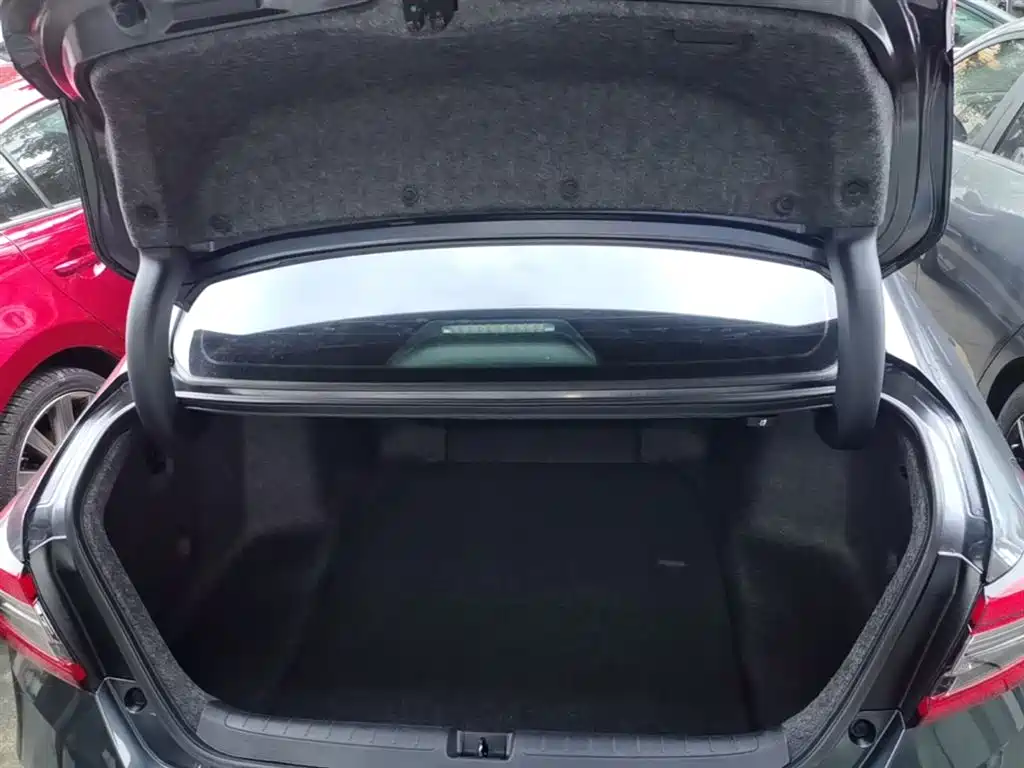 Honda Accord 2021 — фото 19