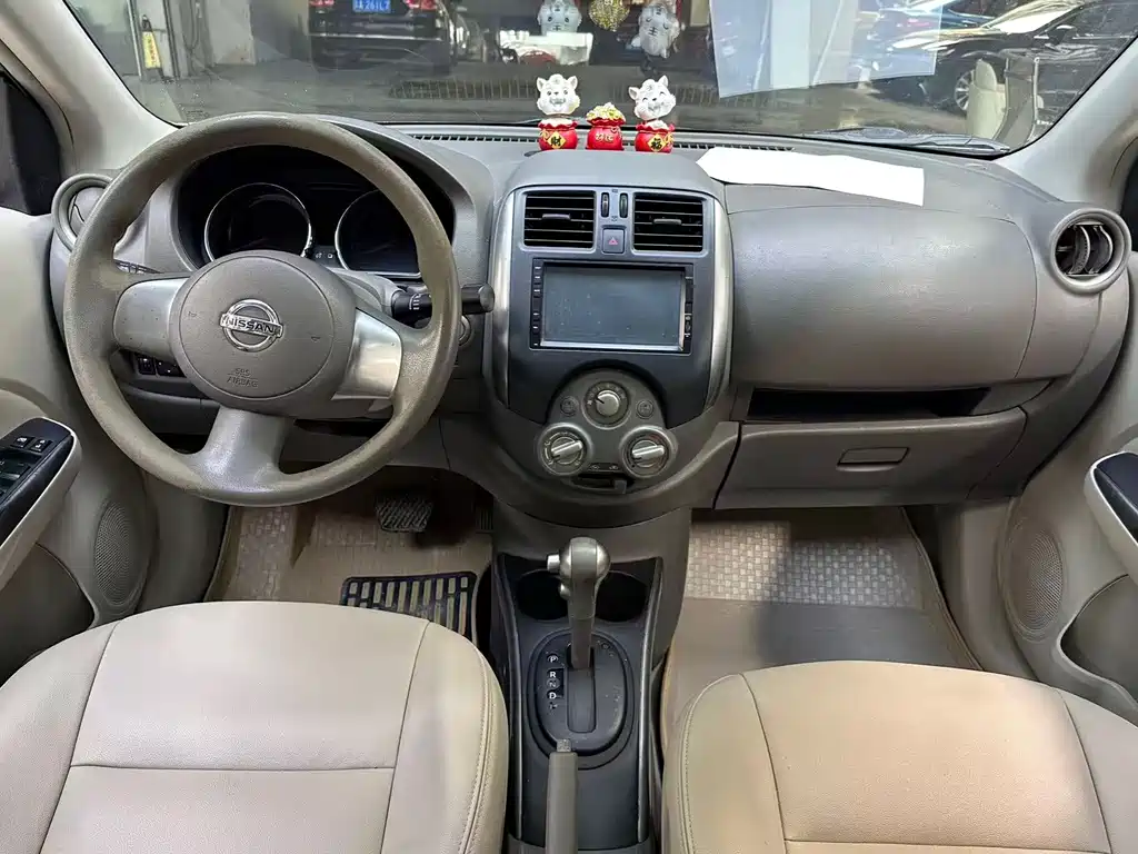 Nissan Sunny 2014 — фото 10