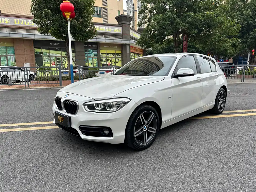 BMW 1 Series 2017 — фото 1