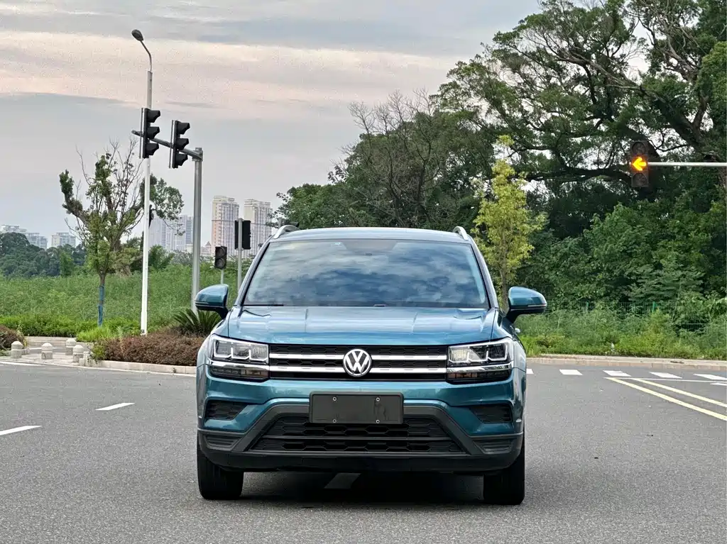 Volkswagen Tharu 2019